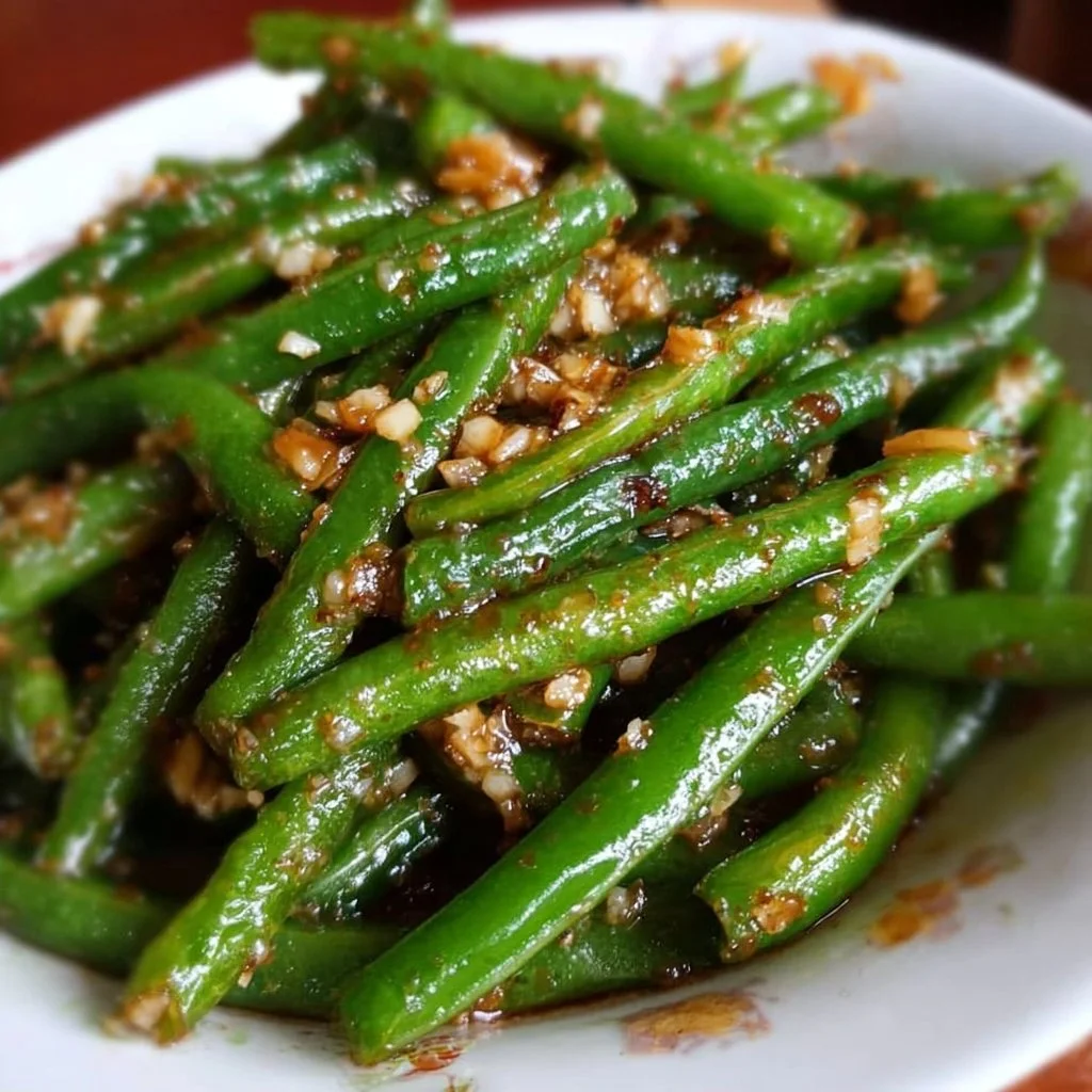 Chinese green beans sautéed in garlic sauce